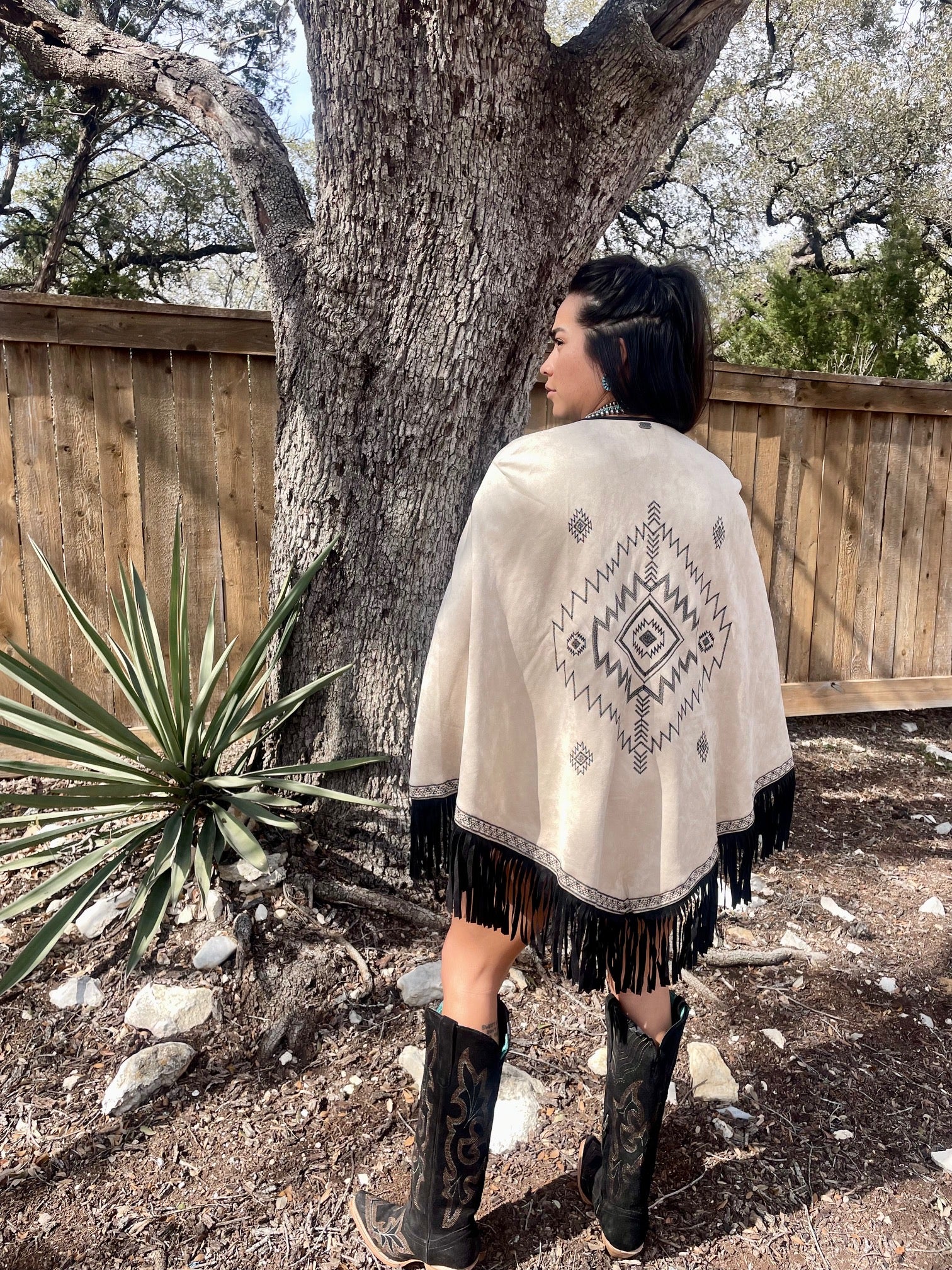 Fringe Cape